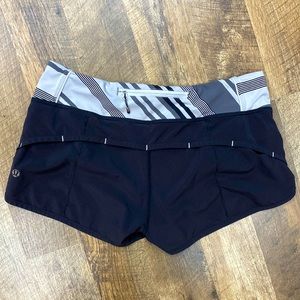 Womens Lululemon running shorts size 6!